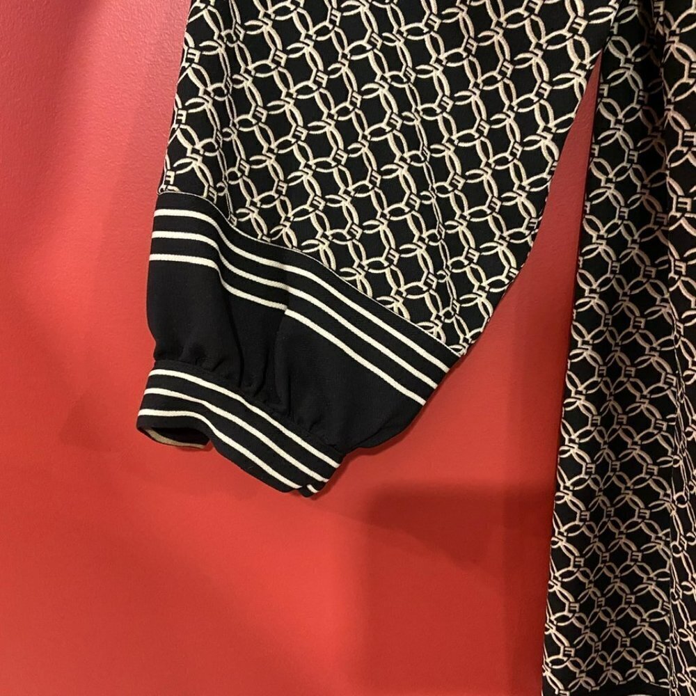 ⭐4 FOR $20⭐ H&M Women's Black Chainlink Dress - Size 12 - Picture 3 of 5